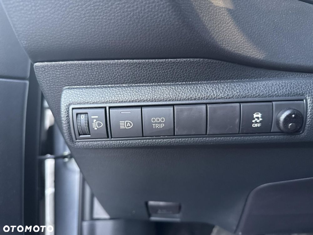 Toyota Corolla 1.8 Hybrid Comfort - 22