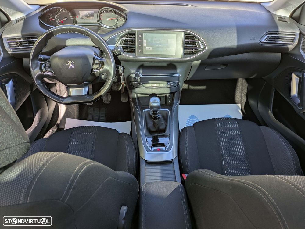 Peugeot 308 1.6 BlueHDi Allure J17 - 14