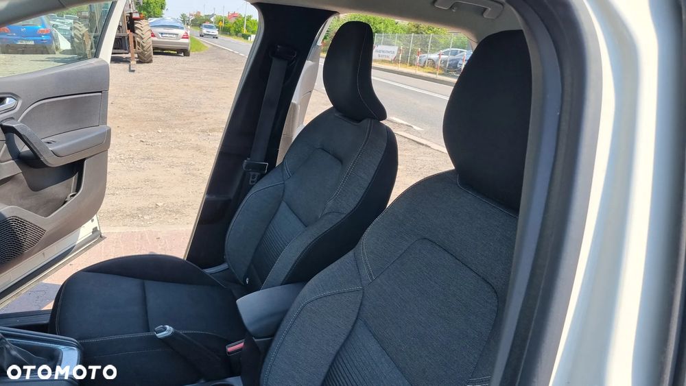Renault Captur TCe 100 LIFE - 35
