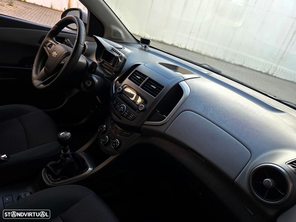 Chevrolet Aveo 1.3 VCDi LTZ - 46