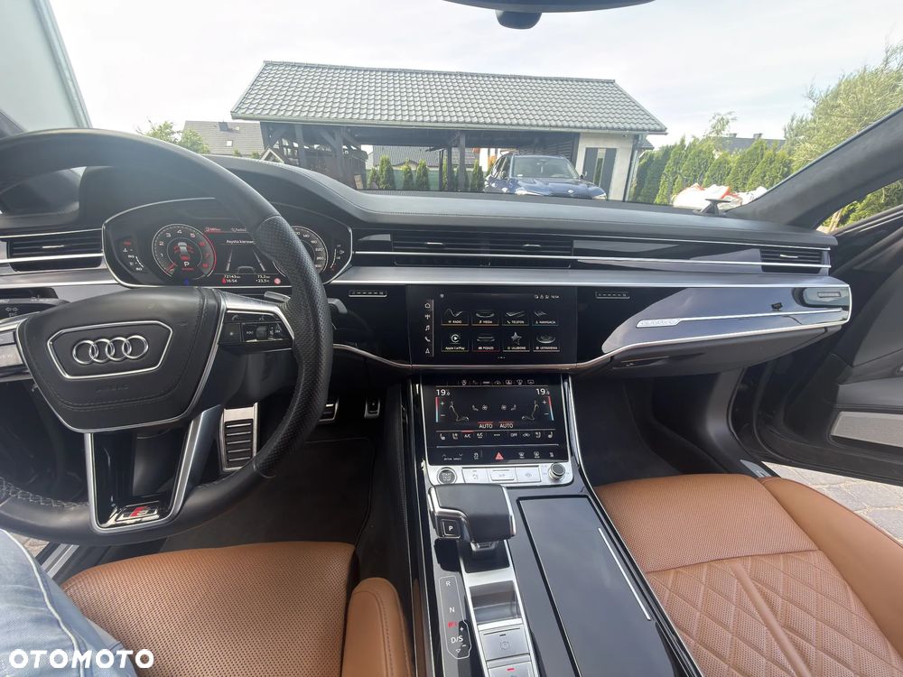 Audi A8 - 13