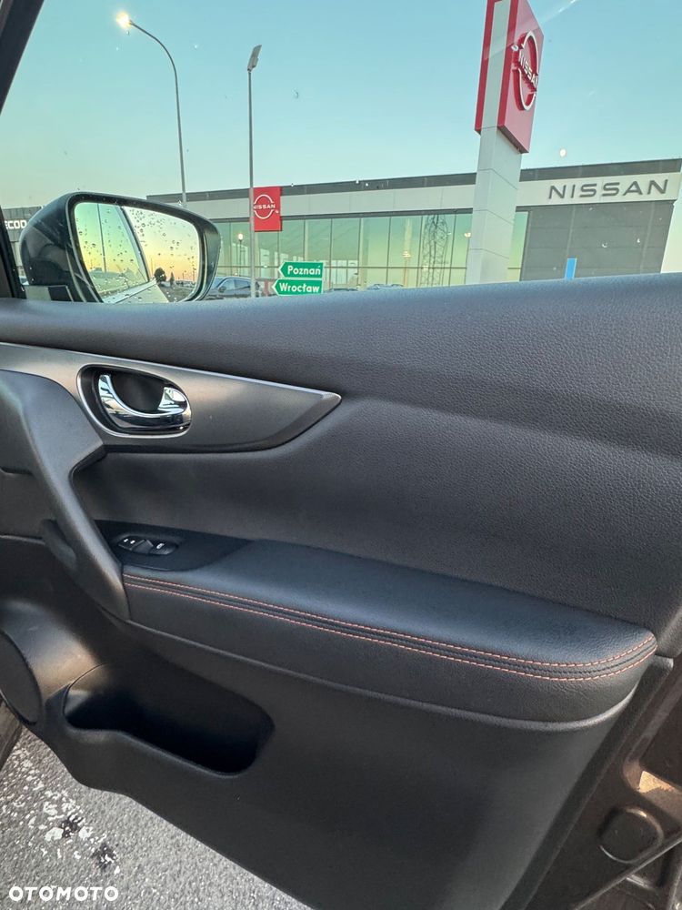 Nissan Qashqai 1.3 DIG-T N-Connecta - 8