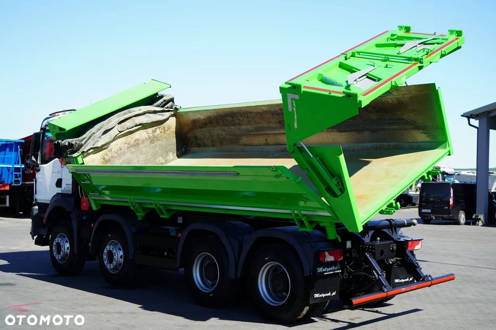 MAN TGS 35.470 / 8x4 / WYWROTKA 2 STRONNA / HYDROKLAPA / HYDROBURTA / BORDMATIK / OPONY 100% / NAVI RIO / EURO 6 - 12