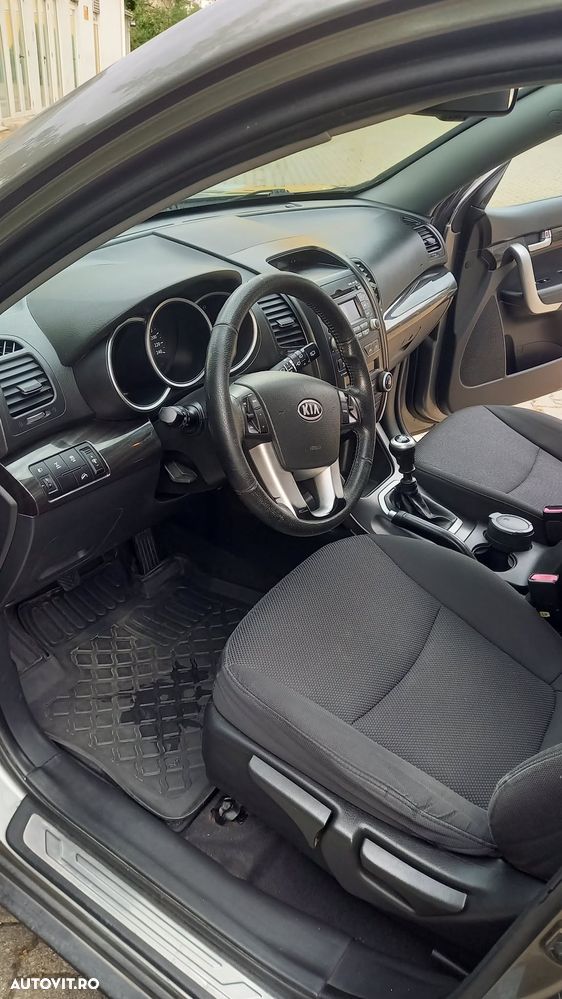 Kia Sorento 2.2 DSL 4x4 Executive - 9