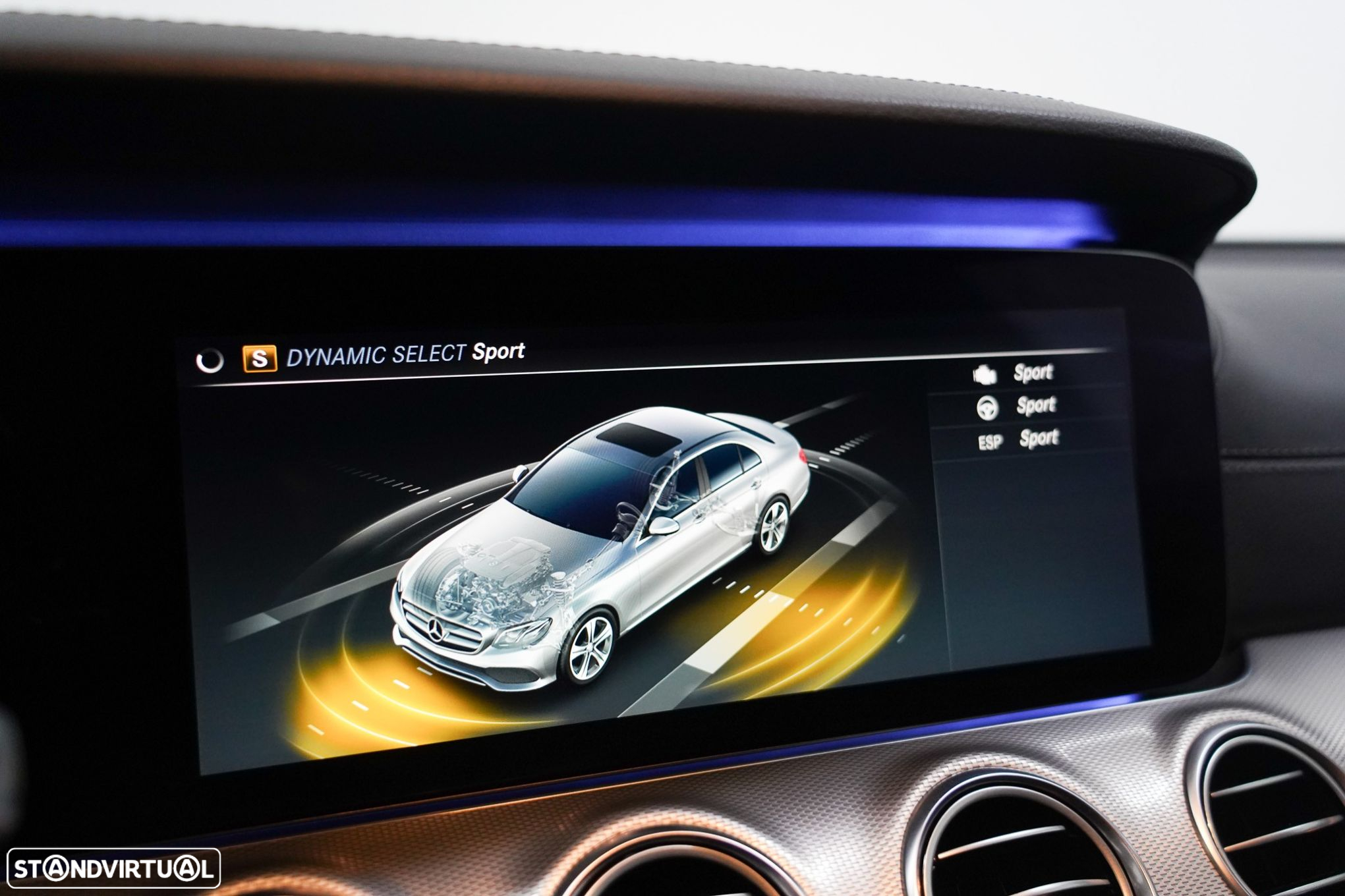 Mercedes-Benz E 220 d AMG Line - 15