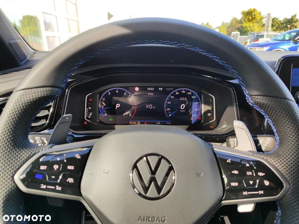 Volkswagen T-Roc - 24