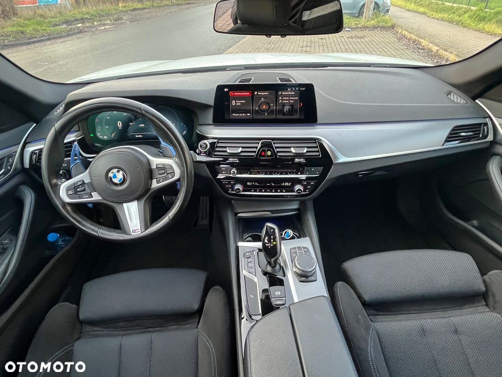 BMW Seria 5 525d M Sport sport - 13