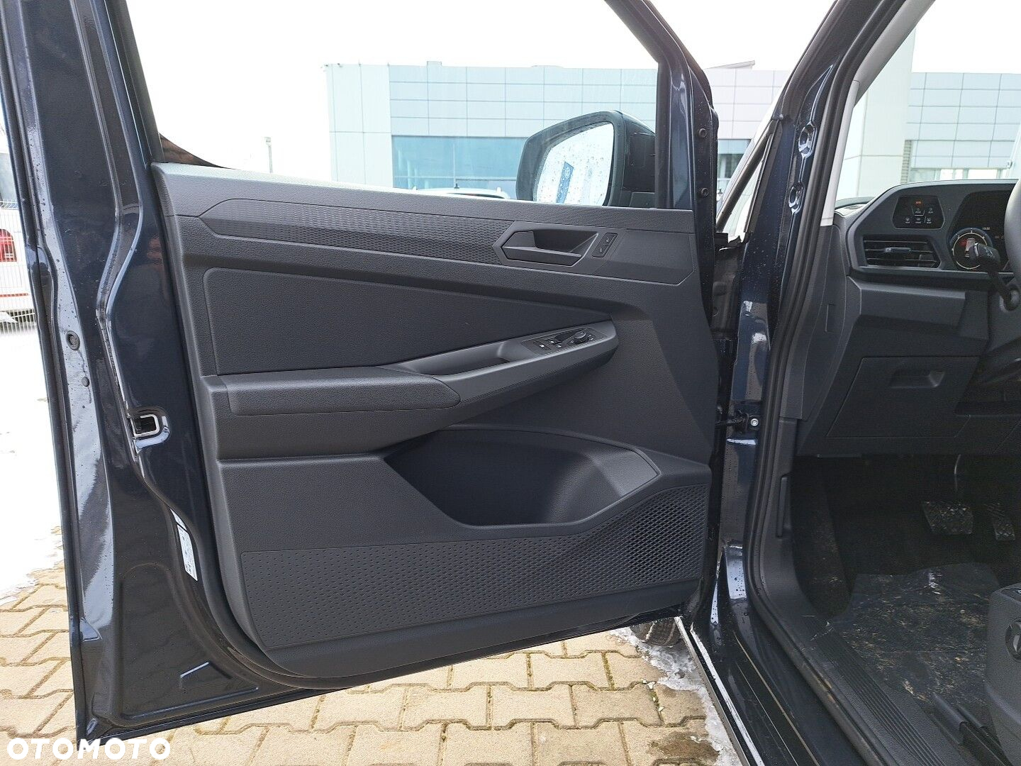 Volkswagen Caddy Maxi Cargo - 14