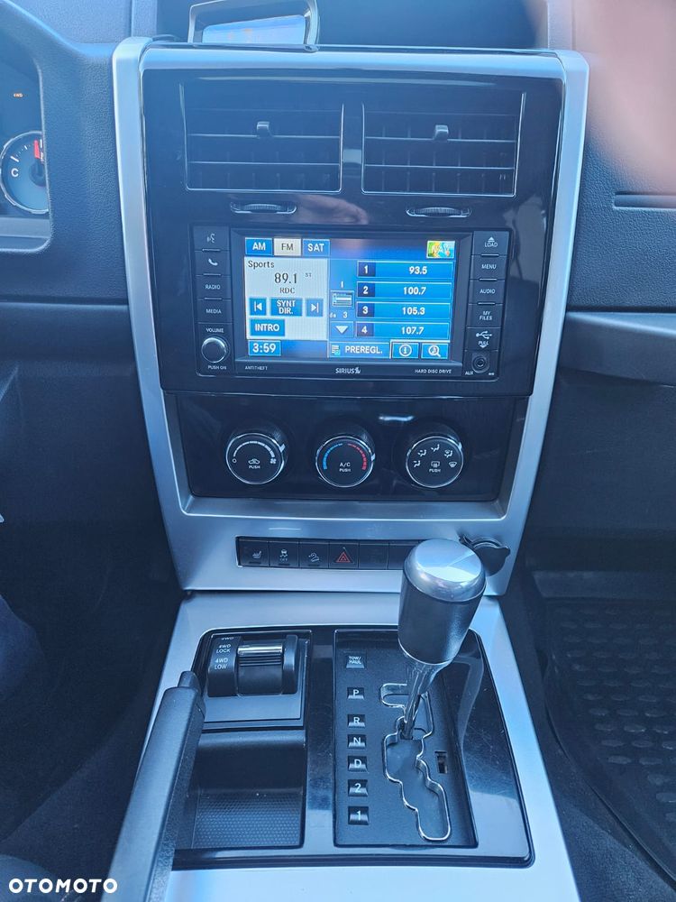 Jeep Liberty 3.7 4x4 - 16