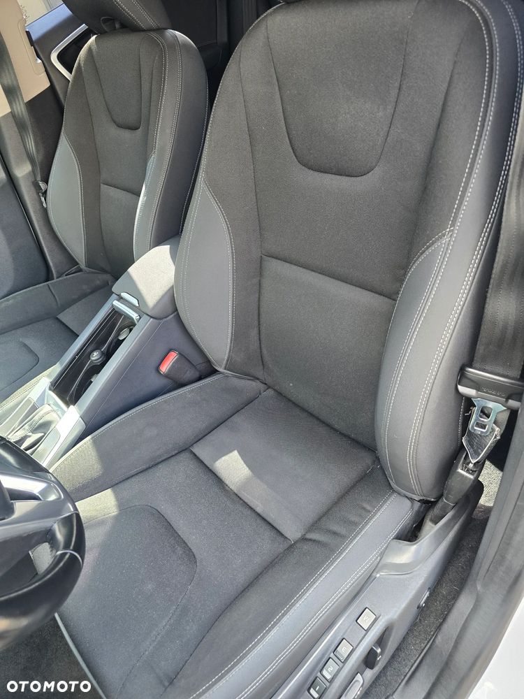 Volvo XC 60 T5 Geartronic Momentum - 10