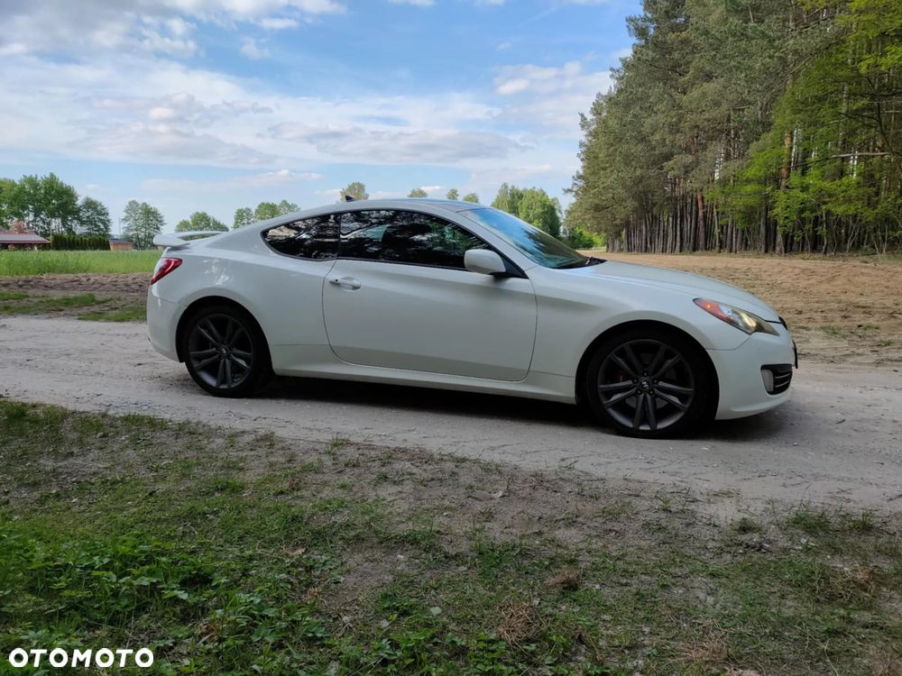 Hyundai Genesis Coupe