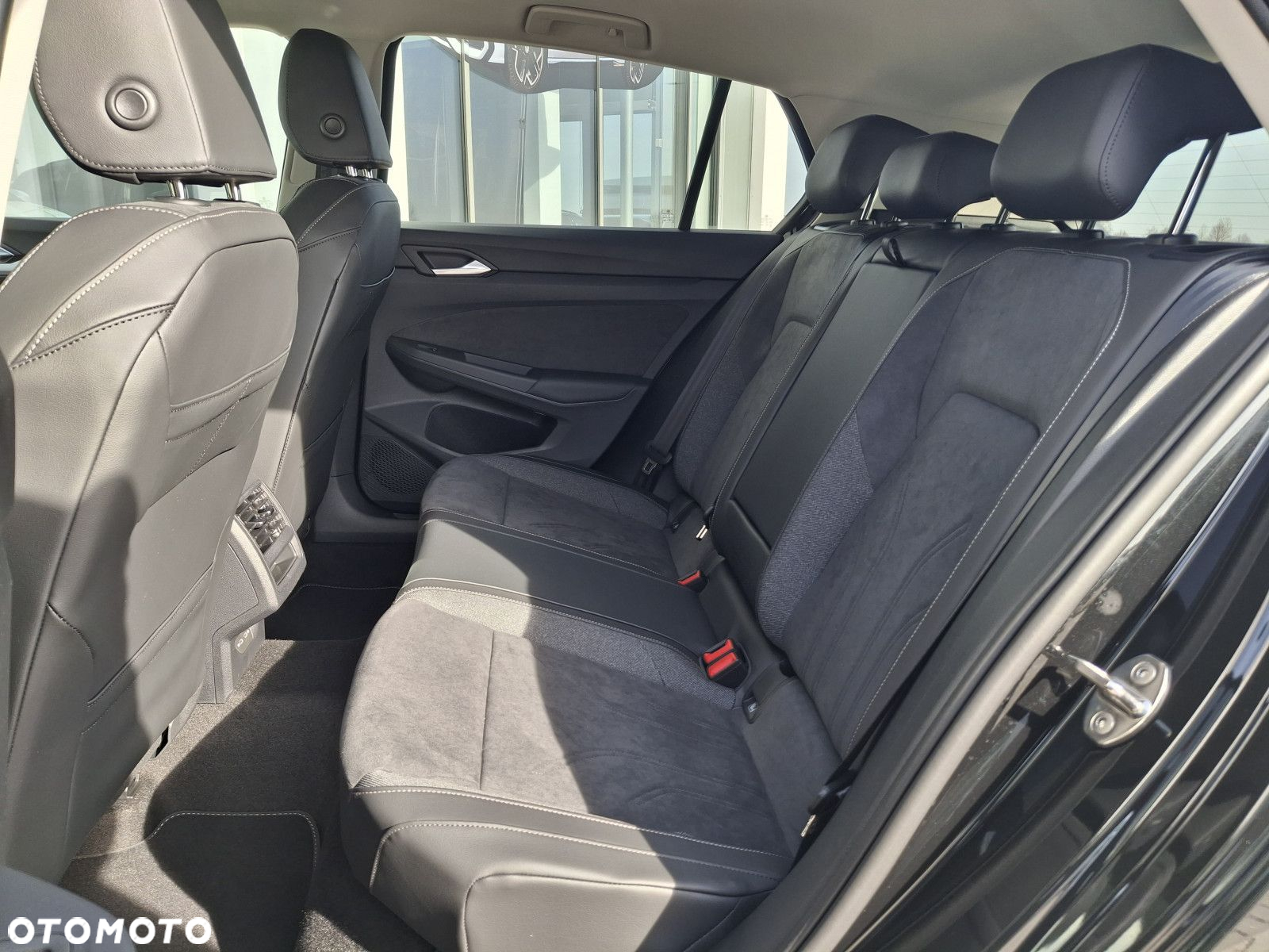 Volkswagen Golf - 15
