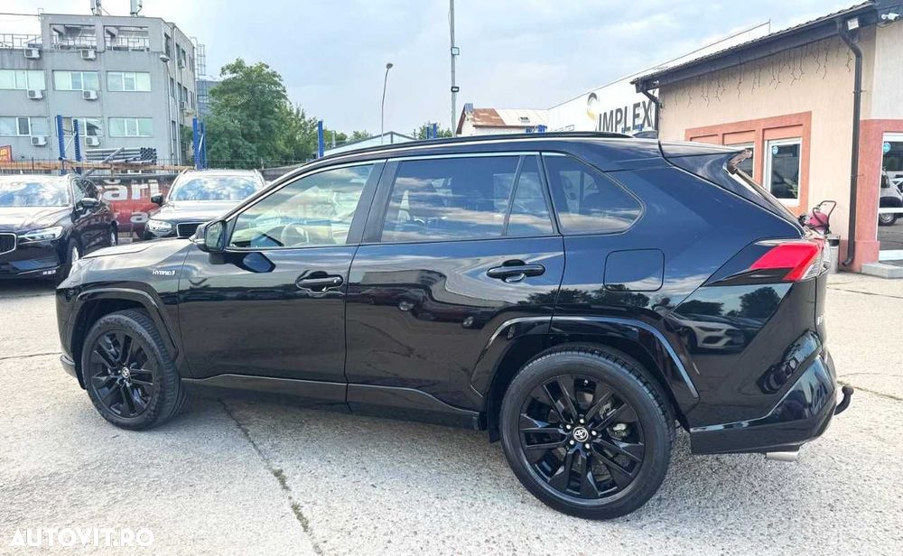 Toyota RAV4 - 5