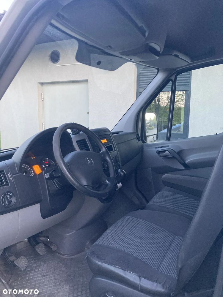 Mercedes-Benz Sprinter - 6