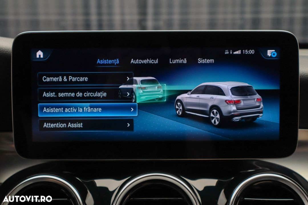 Mercedes-Benz GLC 300 e 4Matic 9G-TRONIC - 34