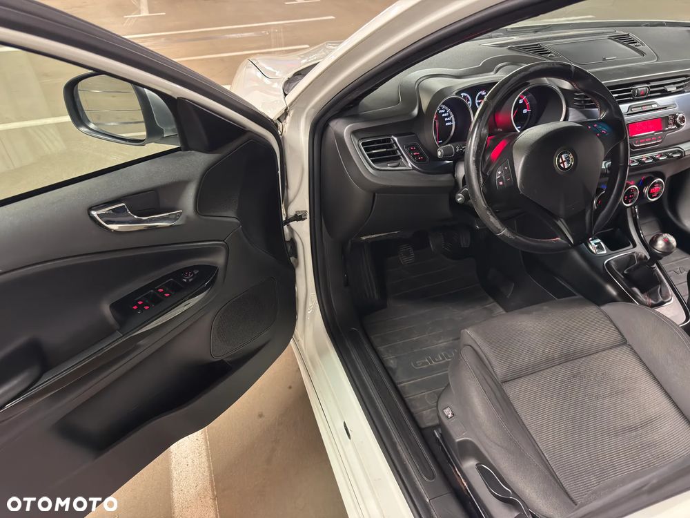 Alfa Romeo Giulietta 1.6 JTDM Progression - 15