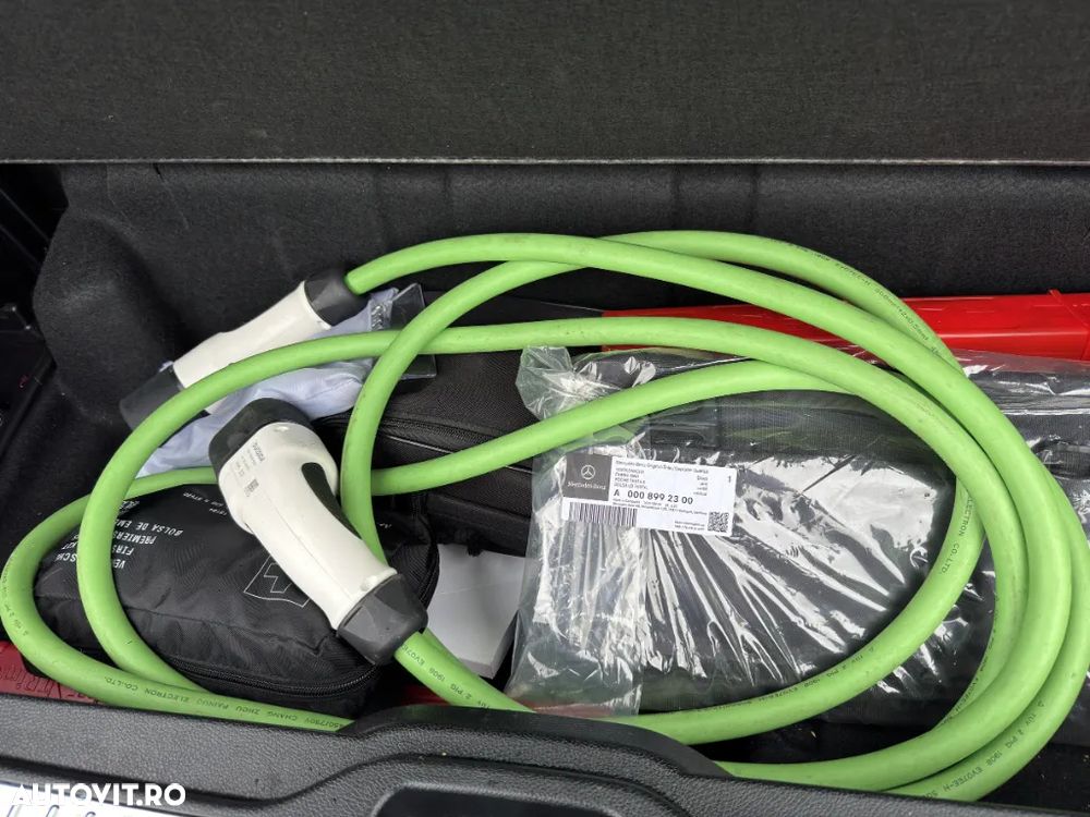 Mercedes-Benz GLC 300 e 4MATIC - 19