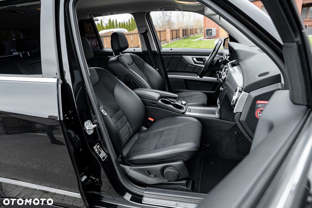 Mercedes-Benz GLK 220 CDI DPF 4Matic BlueEFFICIENCY 7G-TRONIC - 26