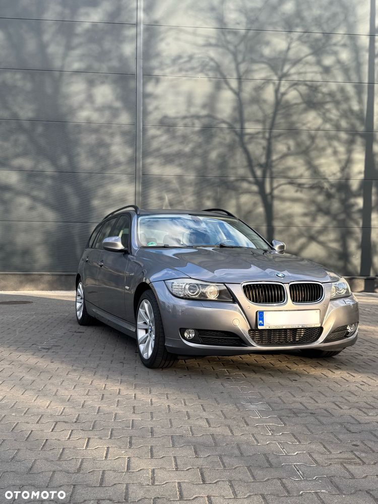 BMW Seria 3 320d DPF - 12