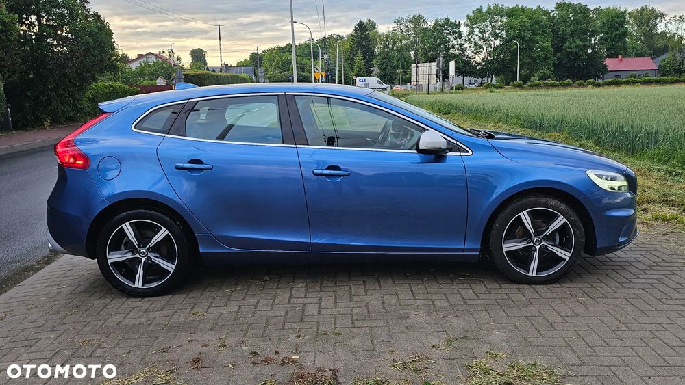 Volvo V40 D2 RDesign - 12