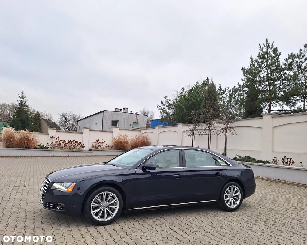 Audi A8 4.2 FSI L Quattro - 1