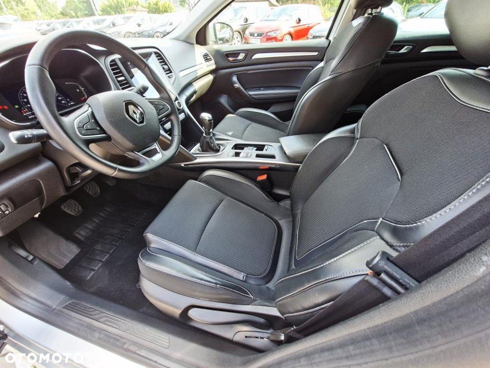 Renault Megane - 12