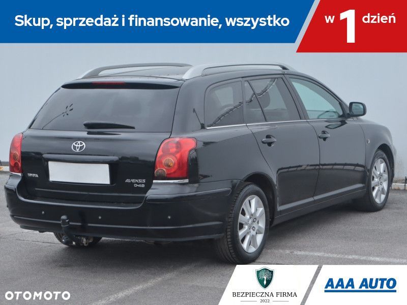 Toyota Avensis - 7