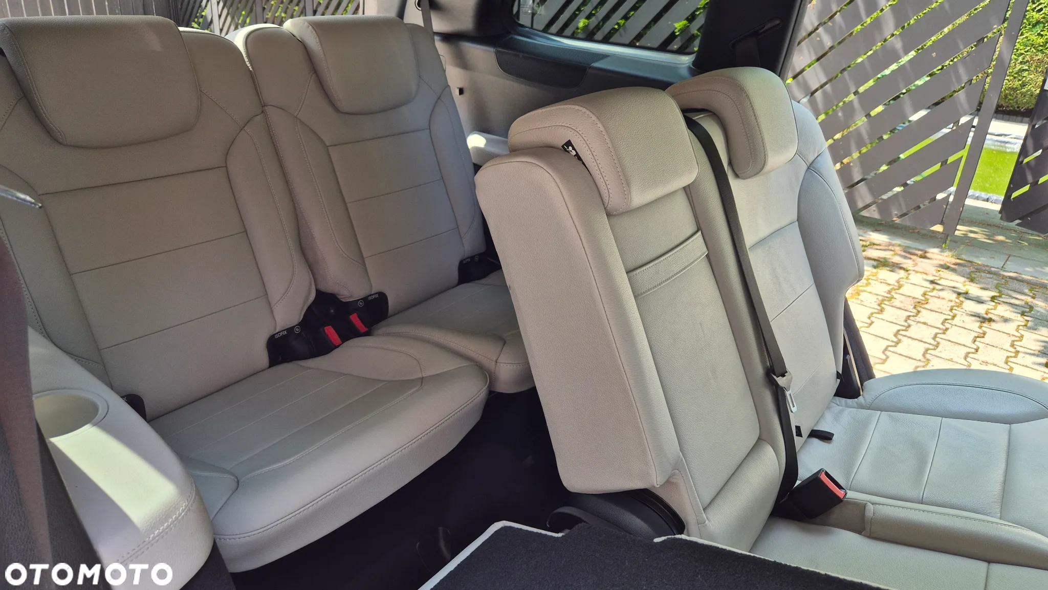 Mercedes-Benz GLS 350 d 4-Matic - 28