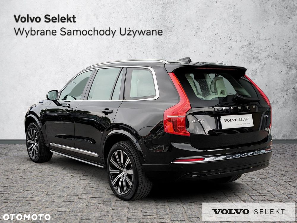 Volvo XC 90 - 9