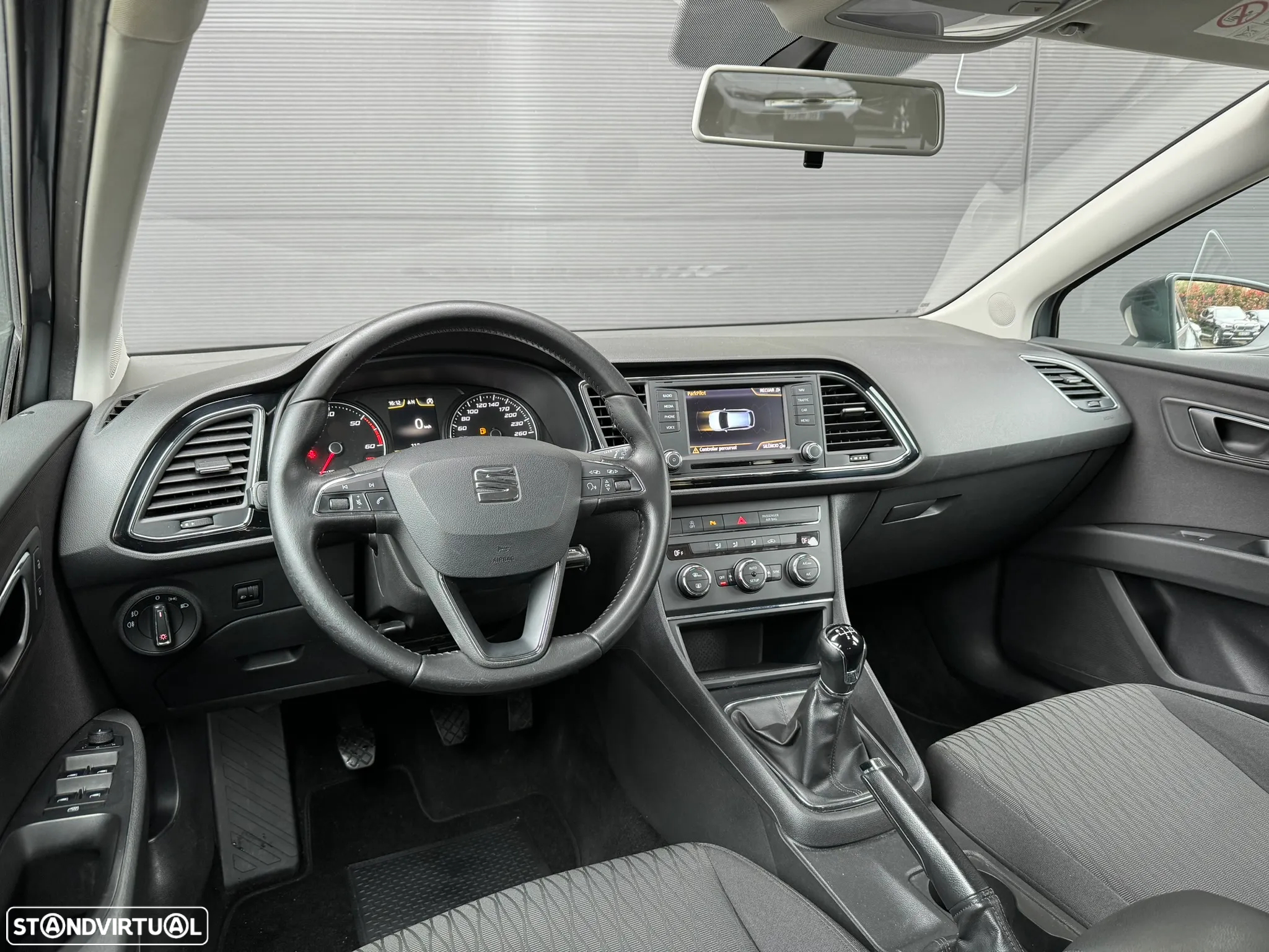 SEAT Leon ST 1.6 TDI Style Ecomotive - 15
