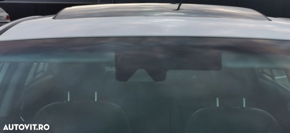 Hyundai IONIQ 1.6 GDI Premium - 23