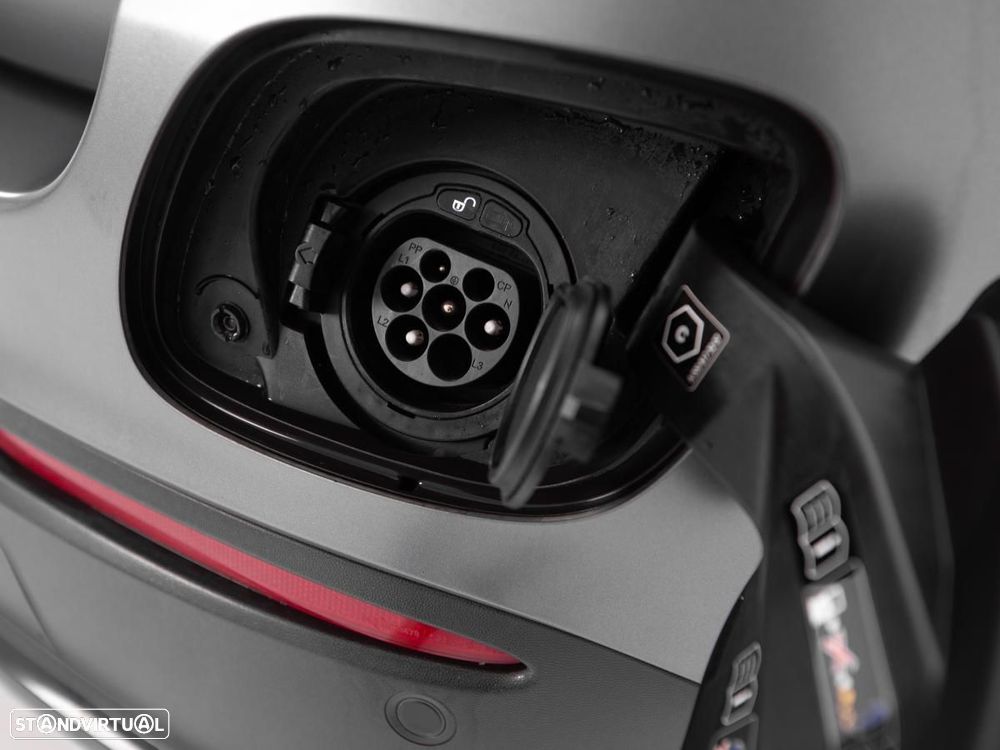 Mercedes-Benz GLC 300 de 4Matic 9G-TRONIC - 16