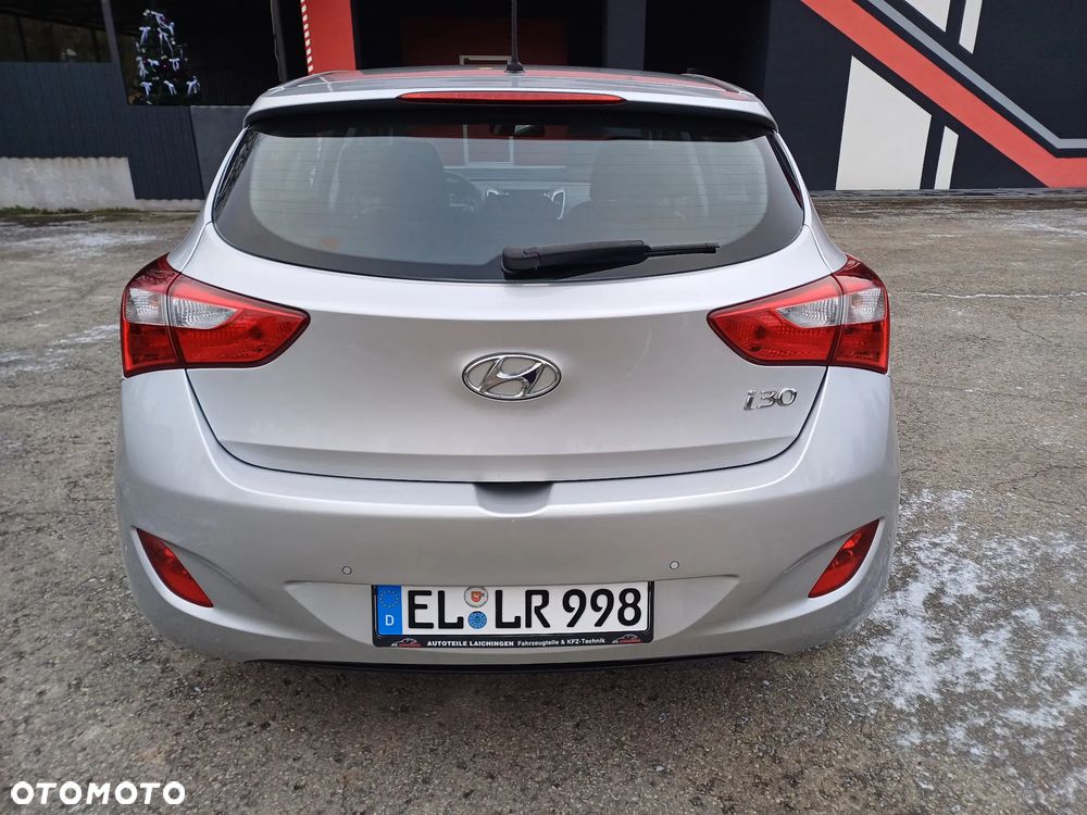 Hyundai i30 blue 1.6 GDI Style - 6