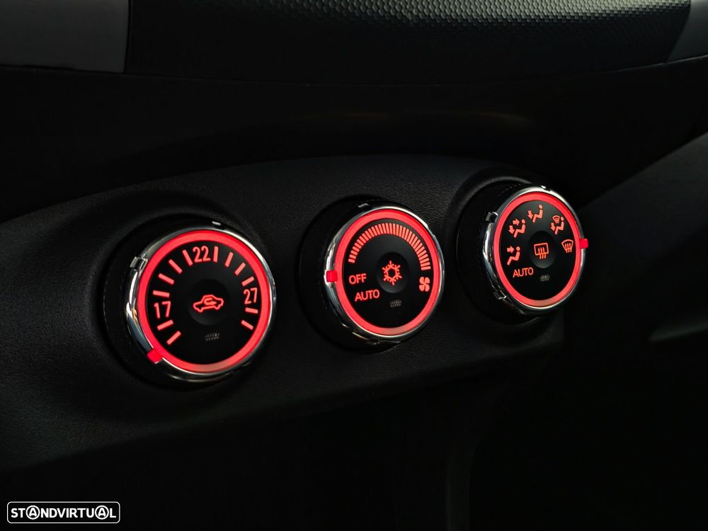Mitsubishi Outlander 2.2 DI-D Instyle Navi - 20