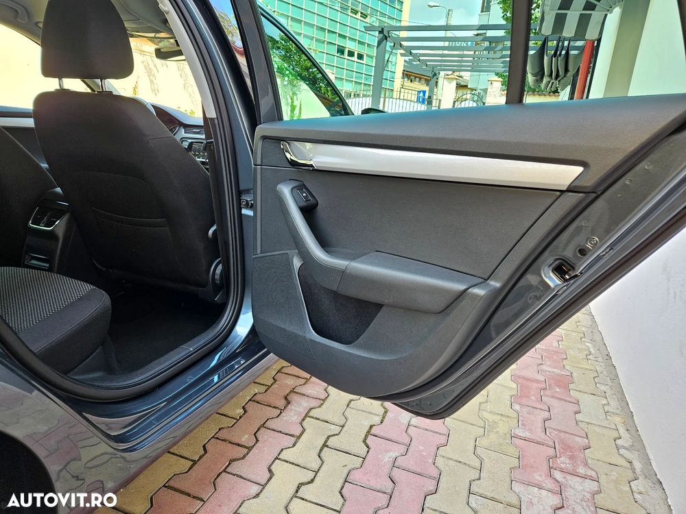 Skoda Octavia 1.0 TSI (Green tec) DSG Style - 10