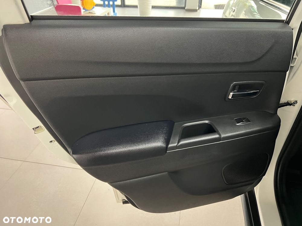 Mitsubishi ASX - 25