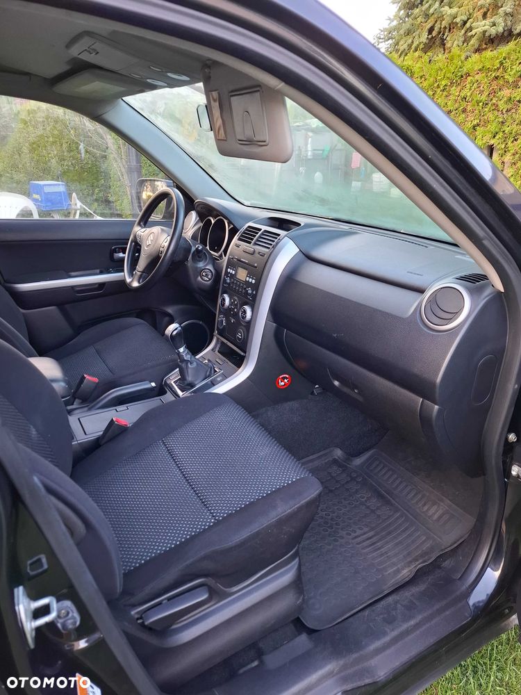 Suzuki Grand Vitara 2006 photo 4