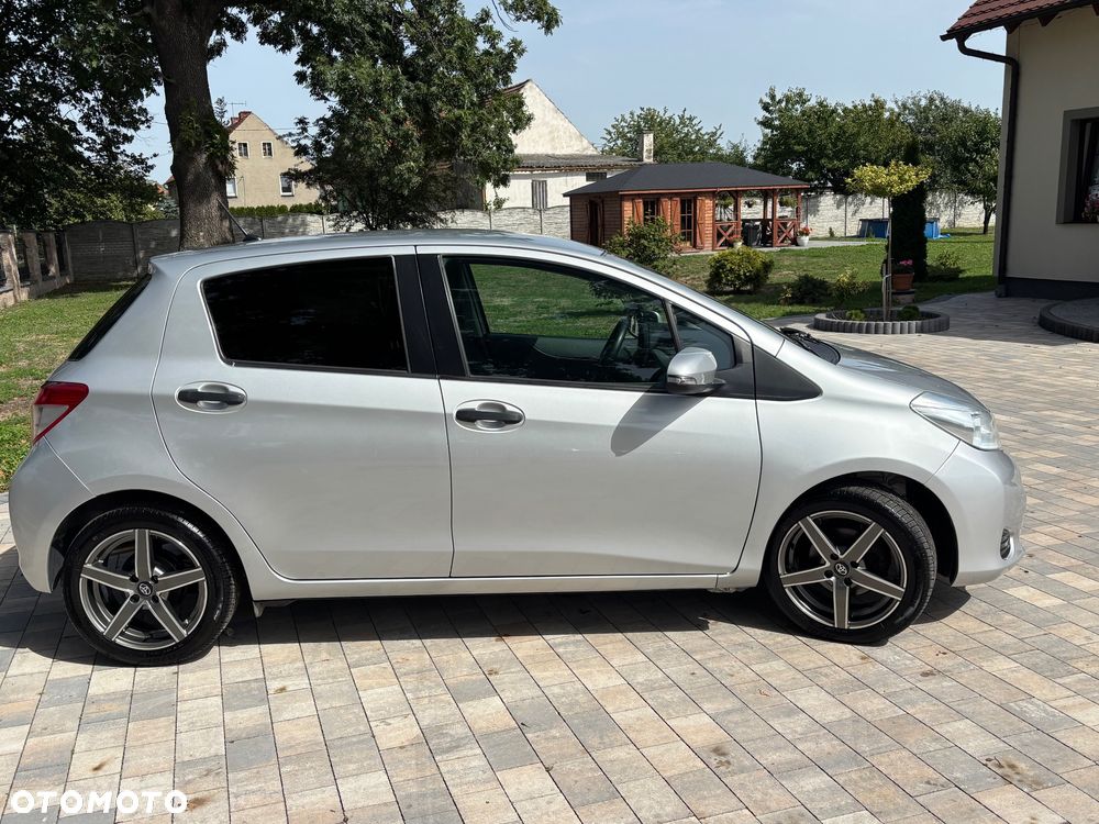 Toyota Yaris 1.4 D-4D Comfort - 13