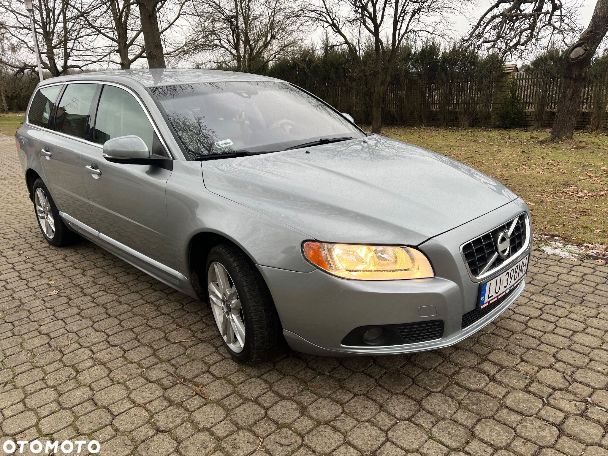 Volvo V70 - 1