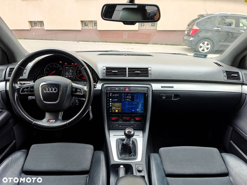Audi A4 Avant - 9