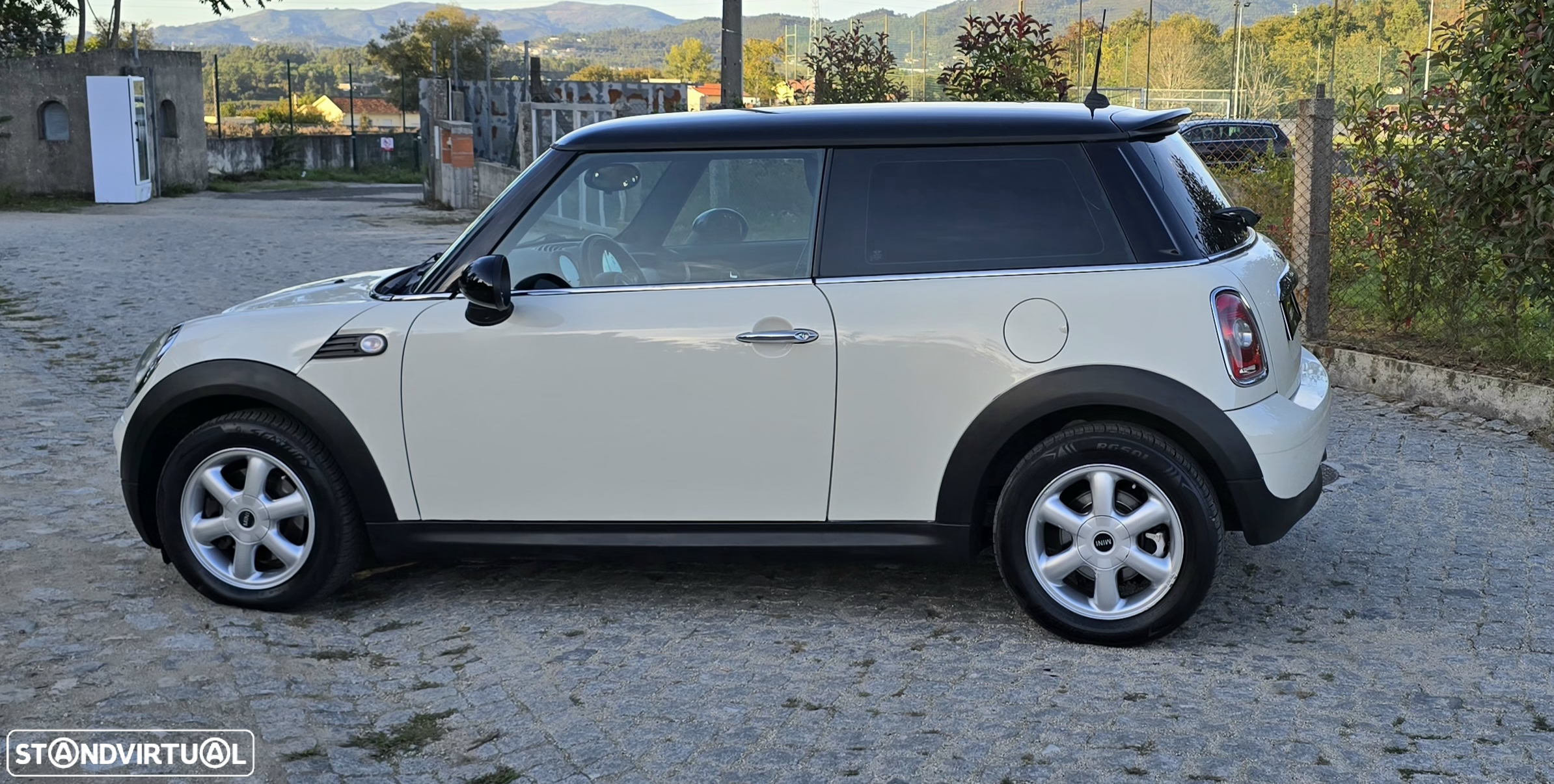 MINI 3 Portas Cooper D - 12