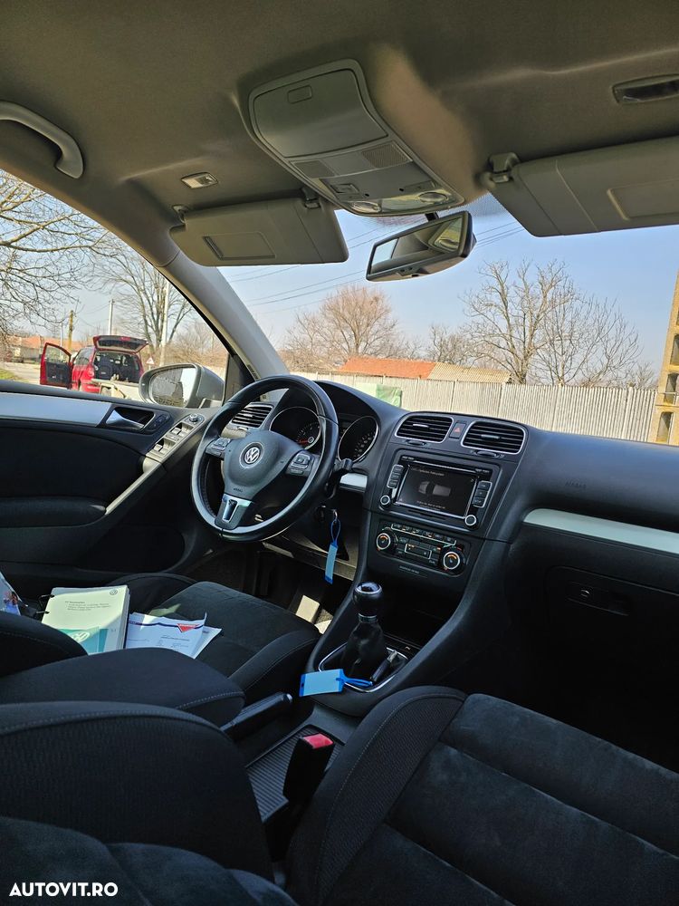 Volkswagen Golf 1.4 TSI Highline - 28