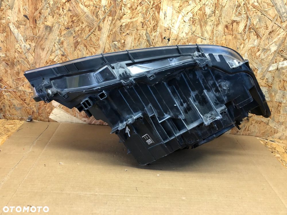 BMW 3 F30 F31 LEWA LAMPA PRZÓD EUROPA - 18