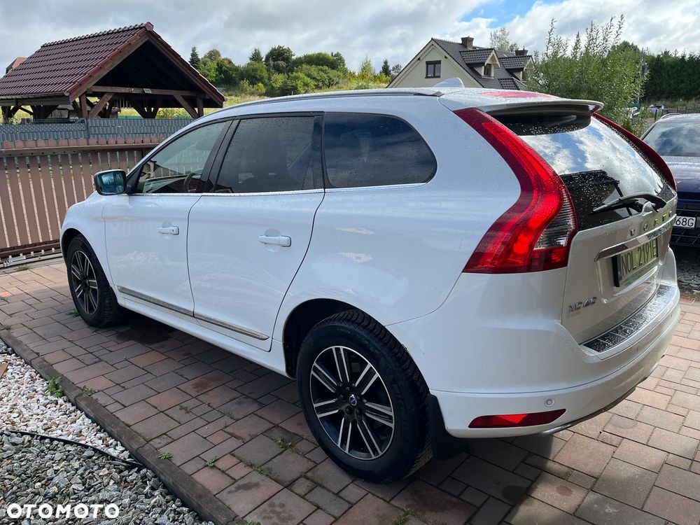 Volvo XC 60 D4 Momentum - 5