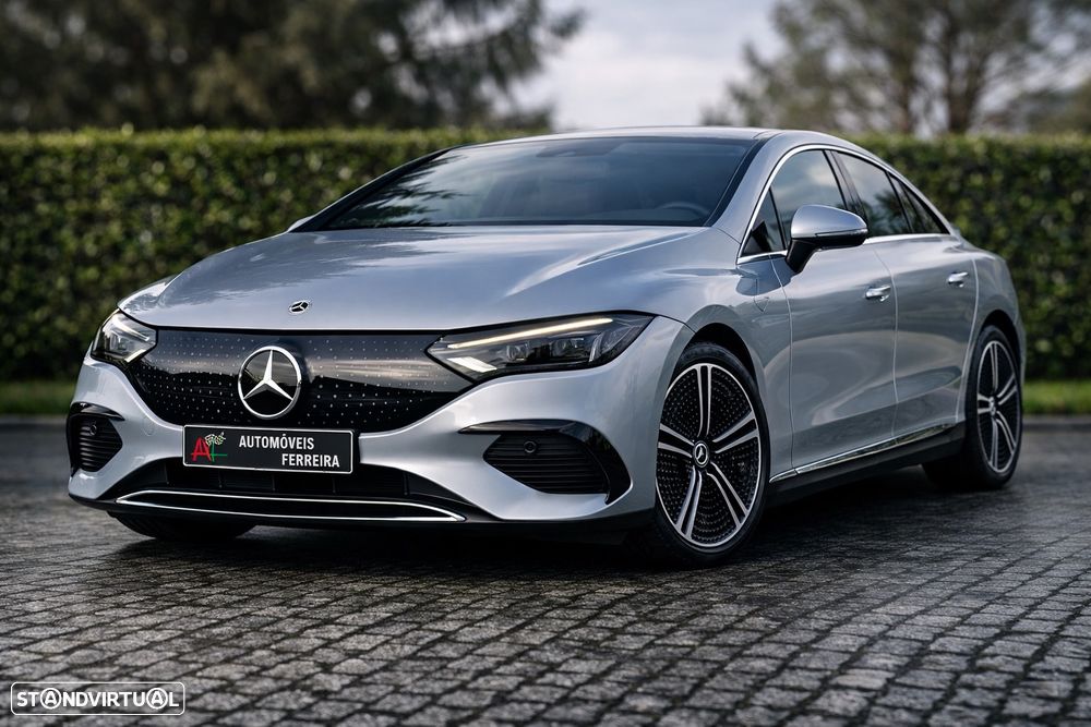 Mercedes-Benz EQE 350+ Electric Art - 1