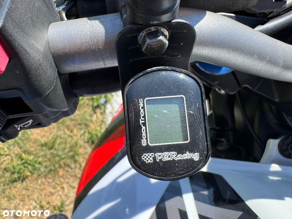 Honda CB - 11