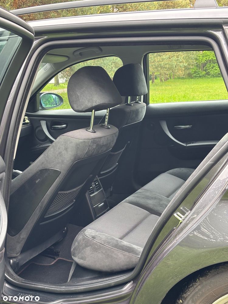 BMW Seria 3 320i - 6