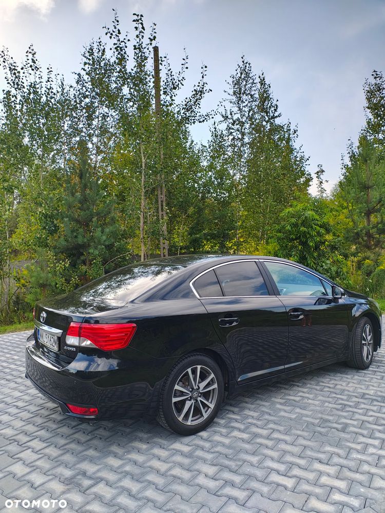 Toyota Avensis - 6