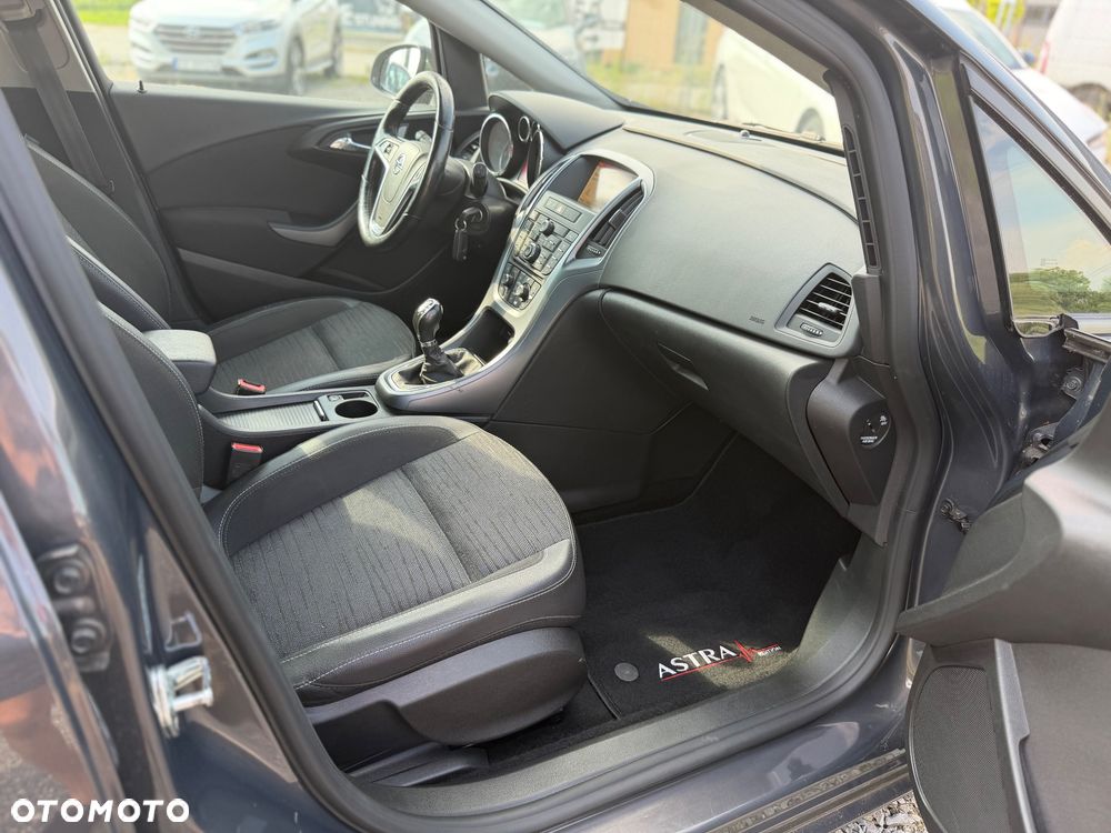 Opel Astra 1.6 CDTI Executive - 16
