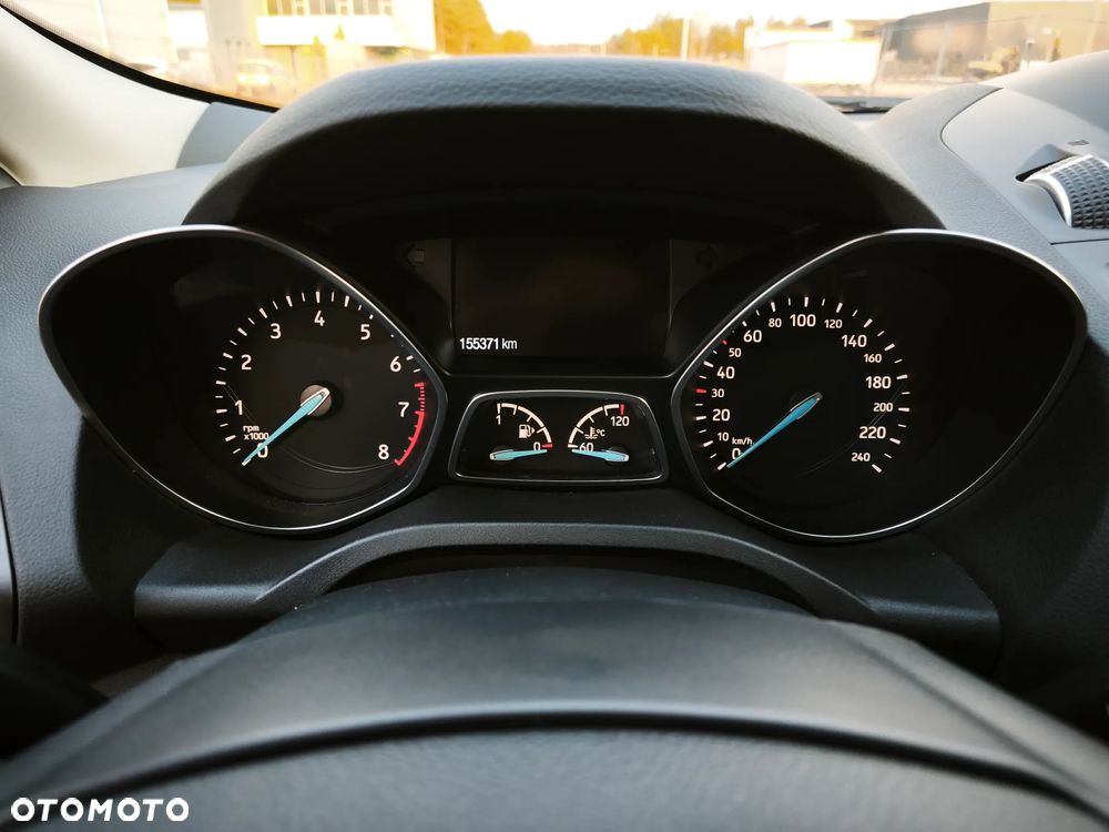 Ford Kuga 1.5 EcoBoost 2x4 Titanium - 22